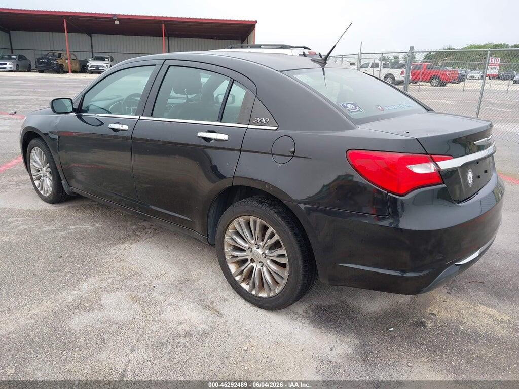 1C3BC2FG9BN517551 2011 CHRYSLER 200 photo no. 3