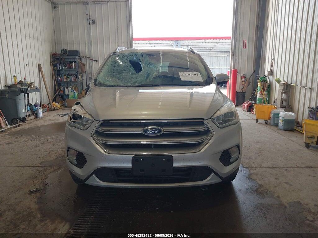 1FMCU9J93HUB58223 2017 FORD ESCAPE photo no. 12