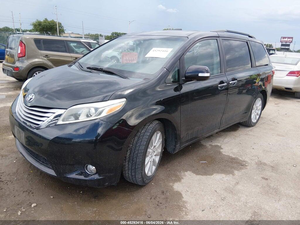 5TDYK3DC3FS599193 2015 TOYOTA SIENNA photo no. 2