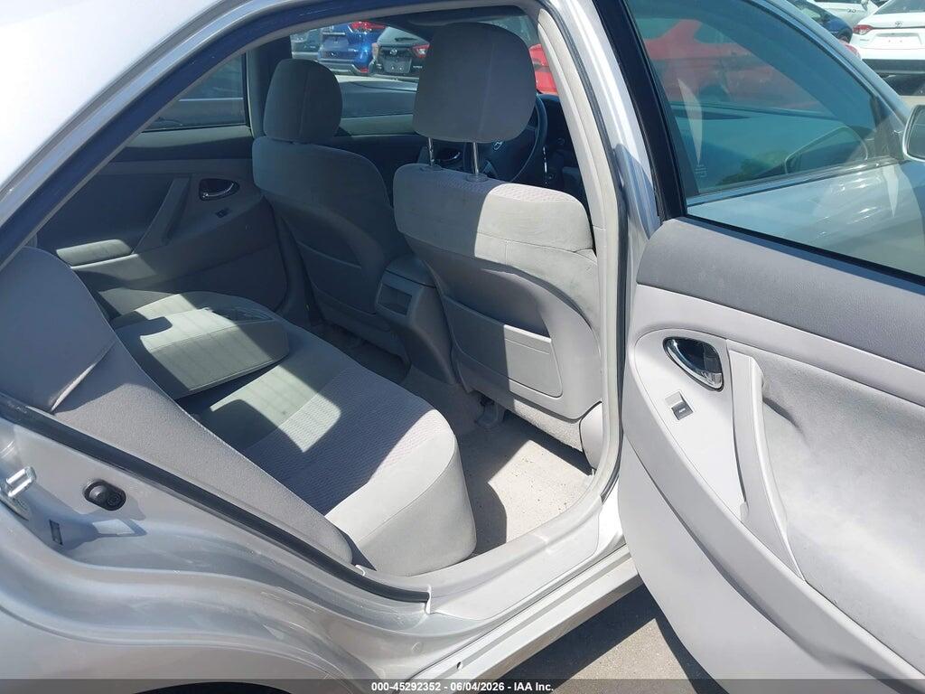 4T1BF3EK0AU060935 2010 TOYOTA CAMRY photo no. 8