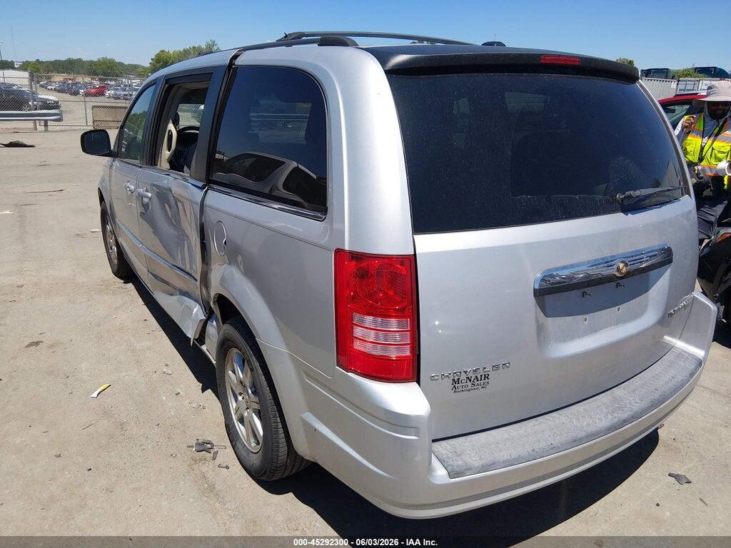 2A4RR5D12AR413617 2010 CHRYSLER TOWN & COUNTRY photo no. 3