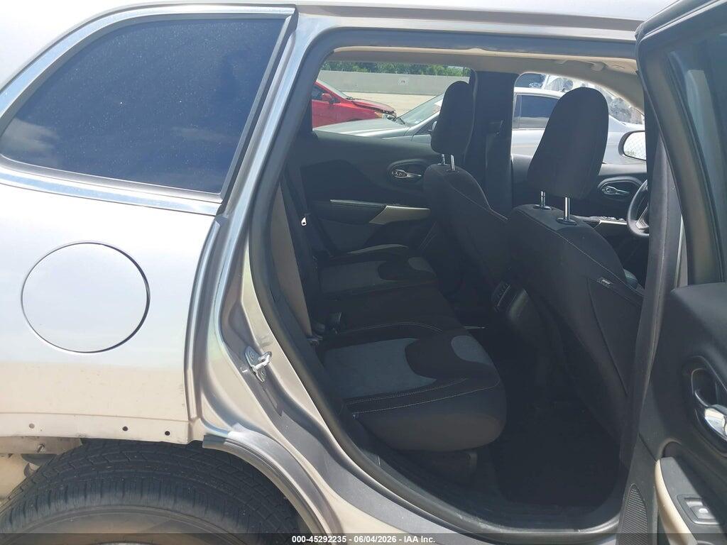 1C4PJLCBXJD574402 2018 JEEP CHEROKEE photo no. 8