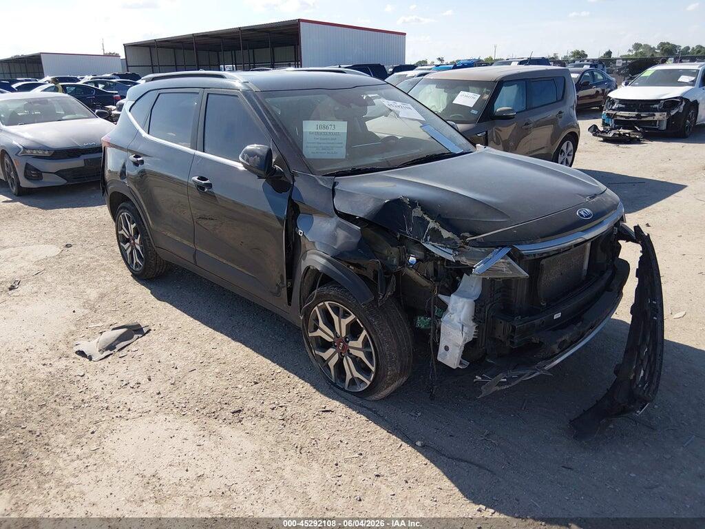 KNDEUCA27M7052895 2021 KIA SELTOS photo no. 1