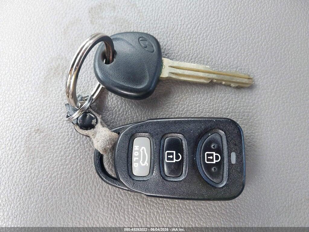 5NPD84LF9HH017976 2017 HYUNDAI ELANTRA photo no. 11