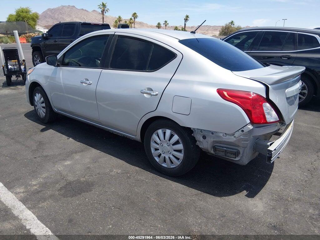 3N1CN7AP5JK434043 2018 NISSAN VERSA photo no. 3