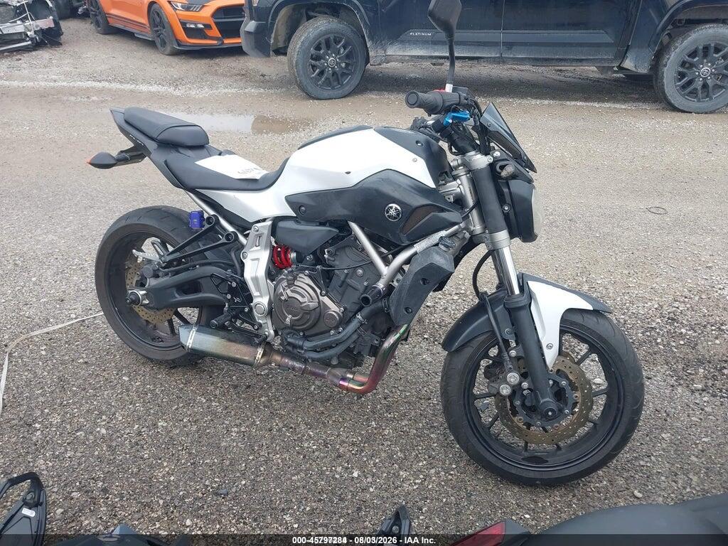 JYARM06E6FA002249 2015 YAMAHA FZ07 photo no. 11