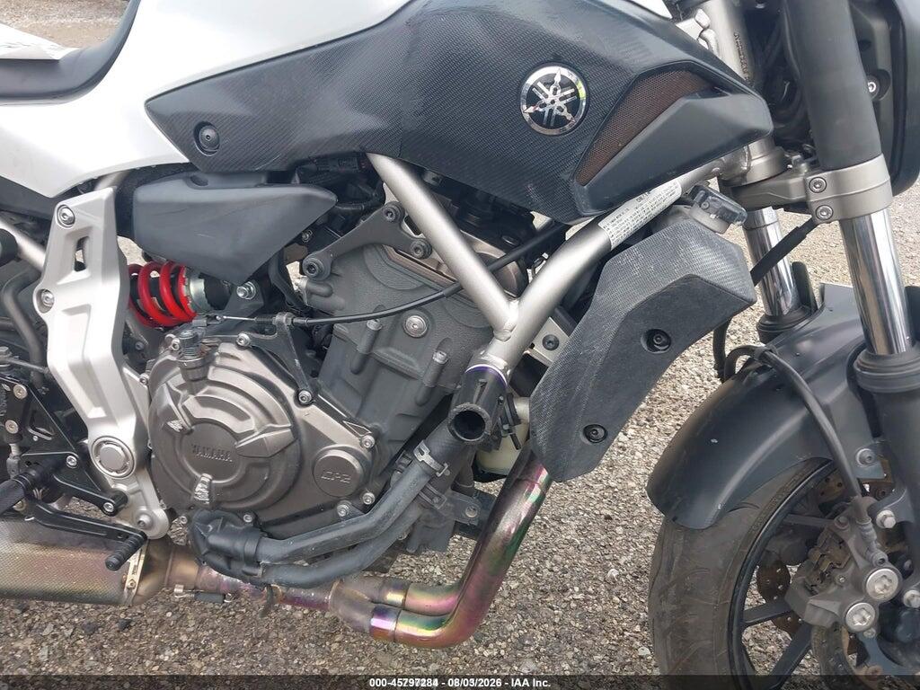 JYARM06E6FA002249 2015 YAMAHA FZ07 photo no. 8