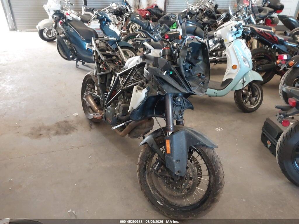 VBKV19409EM902016 2014 KTM 1190 photo no. 1