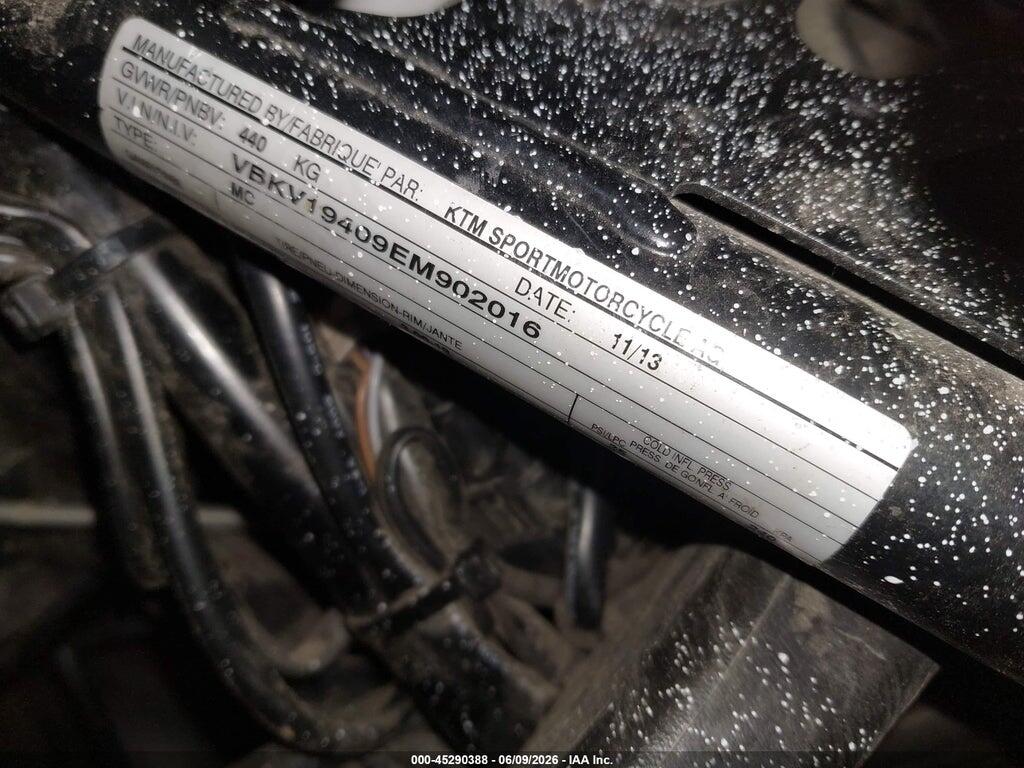 VBKV19409EM902016 2014 KTM 1190 photo no. 10