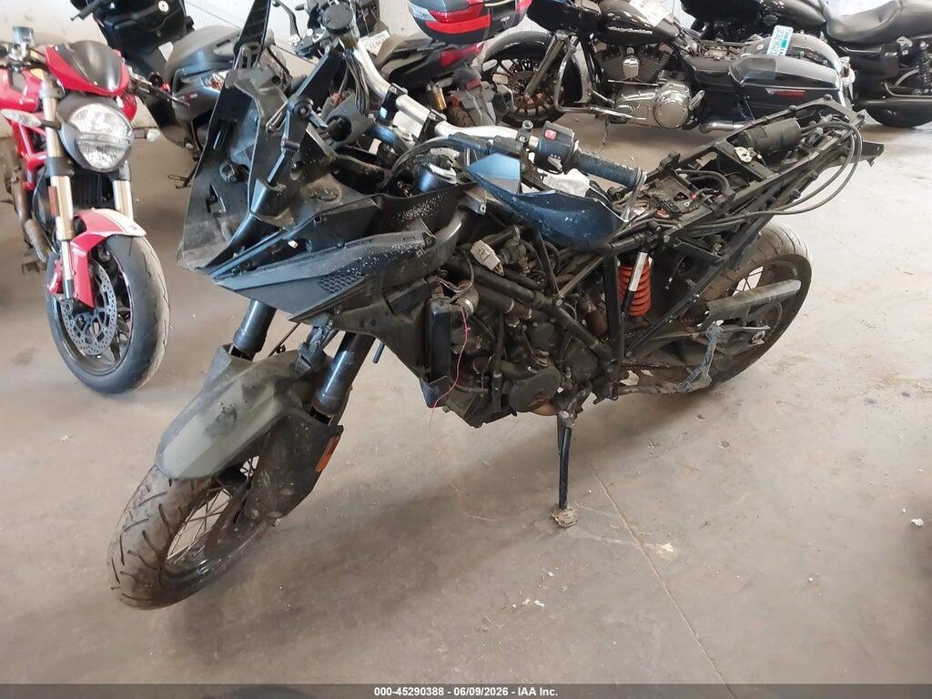 VBKV19409EM902016 2014 KTM 1190 photo no. 2