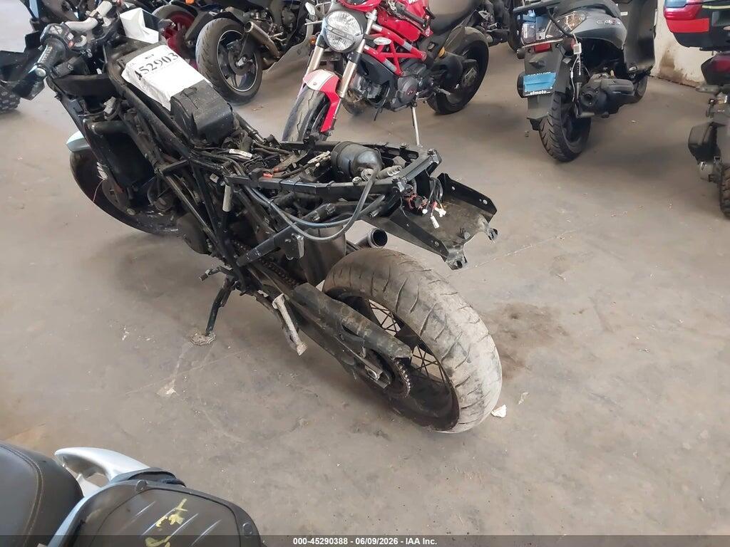 VBKV19409EM902016 2014 KTM 1190 photo no. 3