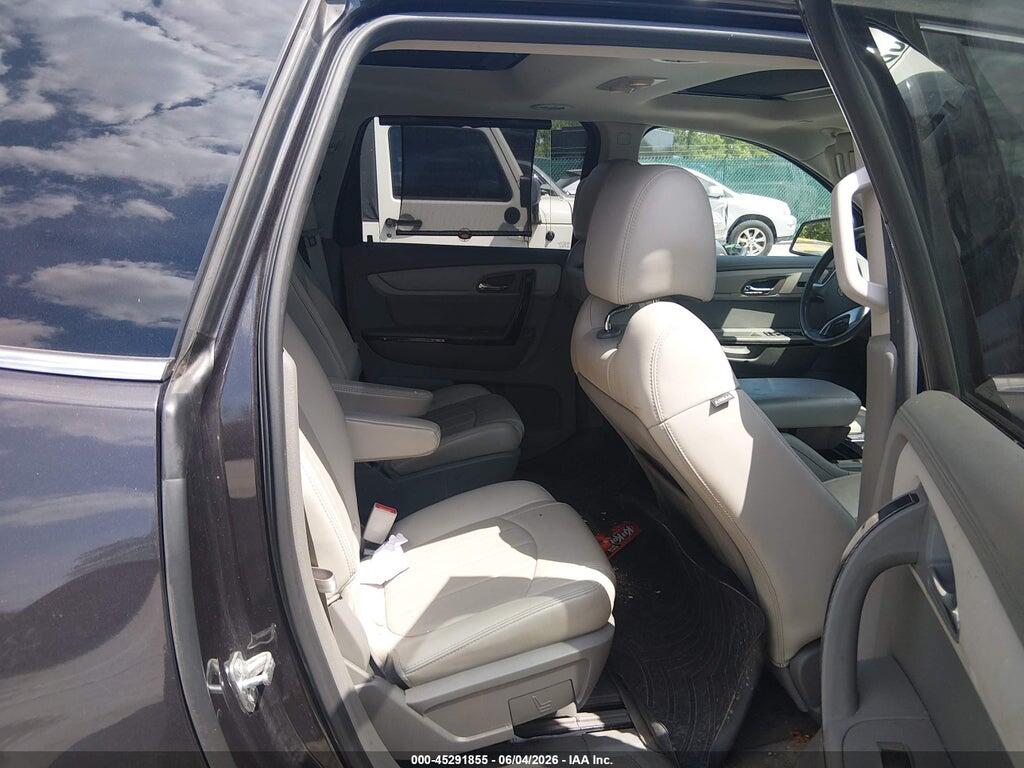 1GNKRJKD2HJ331082 2017 CHEVROLET TRAVERSE photo no. 8
