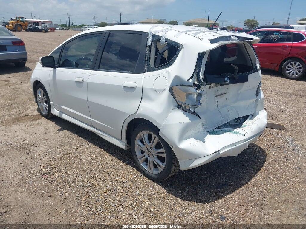 JHMGE8H40AC030202 2010 HONDA FIT photo no. 3