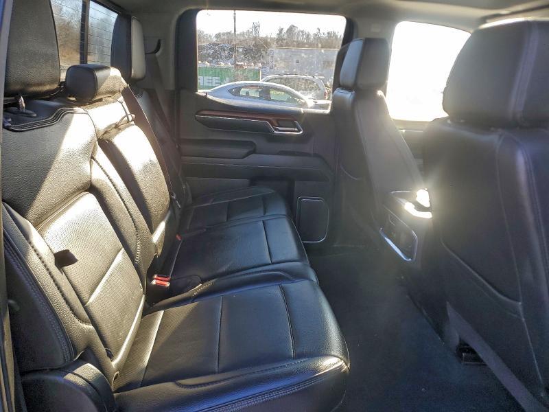 2023 GMC SIERRA K1500 DENALI — Фото 10 из 12