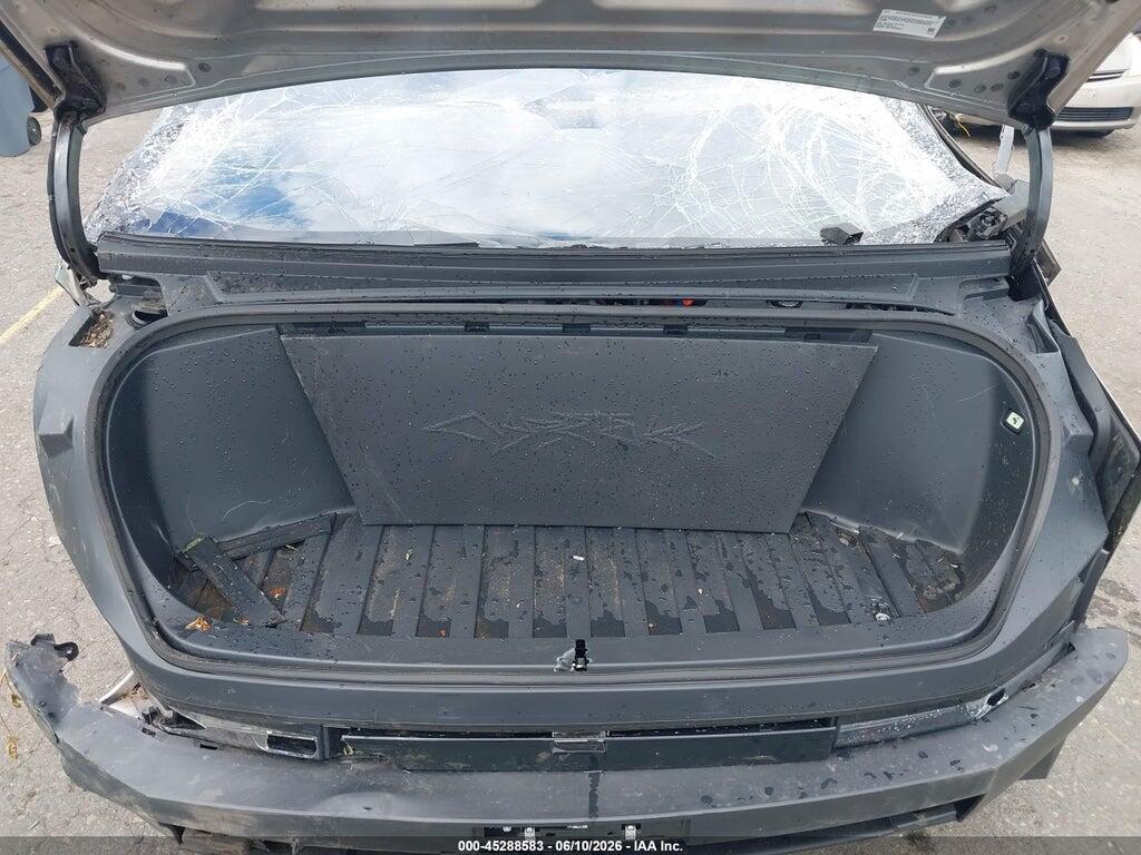 7G2CEHEE1TA092737 2026 TESLA CYBERTRUCK photo no. 10