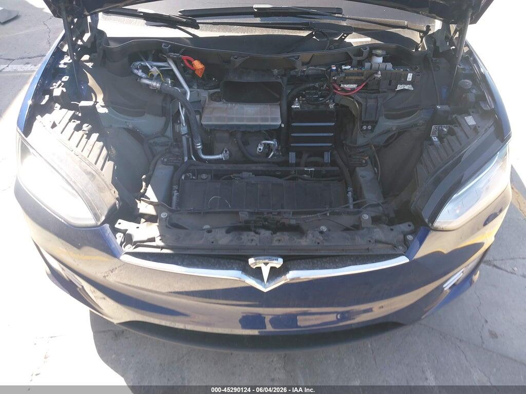 5YJXCBE21JF128634 2018 TESLA MODEL X photo no. 10