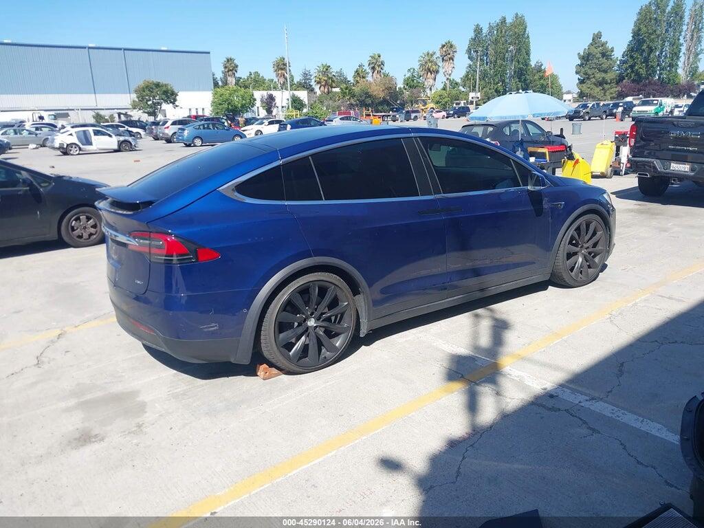 5YJXCBE21JF128634 2018 TESLA MODEL X photo no. 4