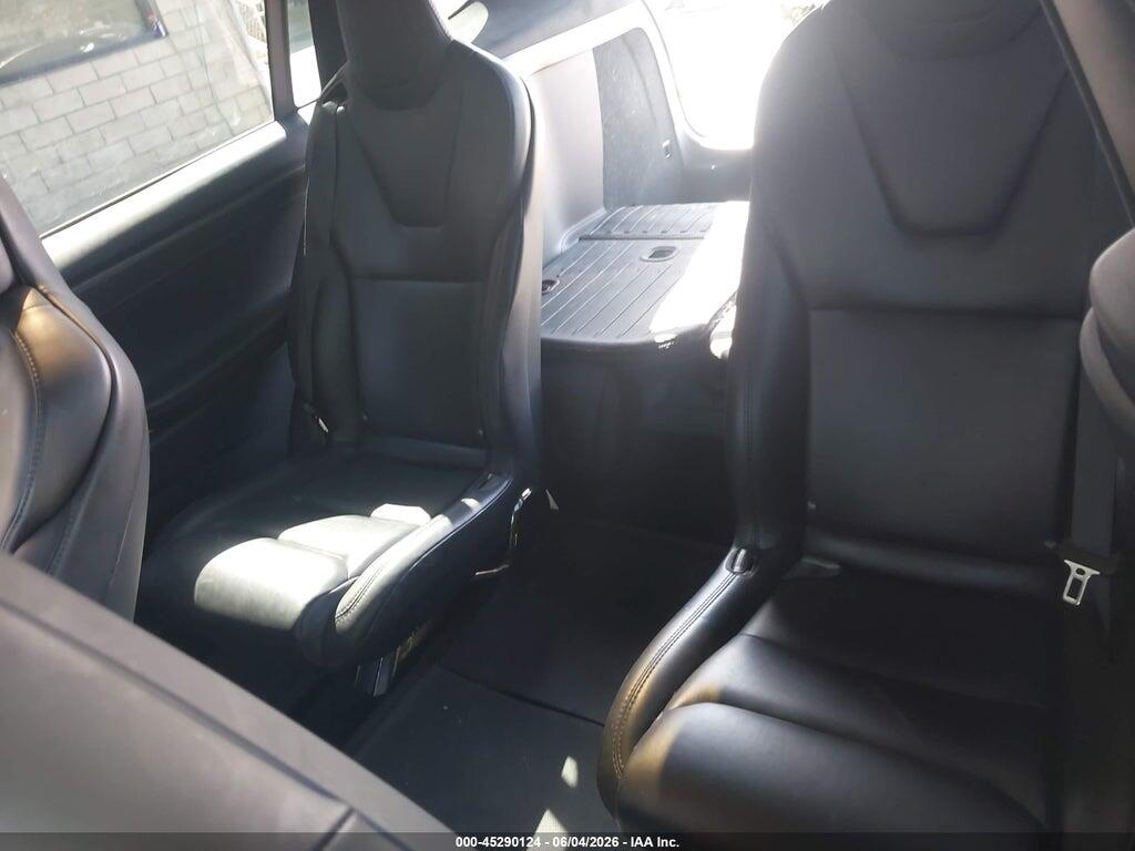 5YJXCBE21JF128634 2018 TESLA MODEL X photo no. 8