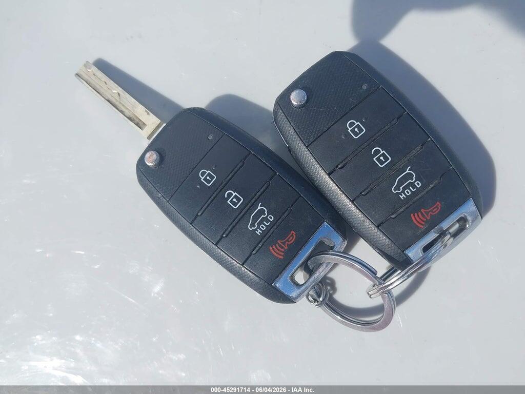 5XYPGDA54LG619503 2020 KIA SORENTO photo no. 11