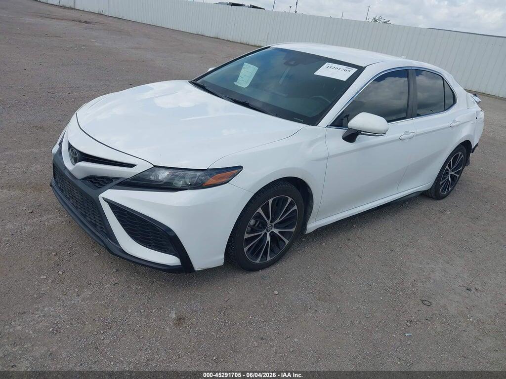 4T1G11AK5NU618315 2022 TOYOTA CAMRY photo no. 2
