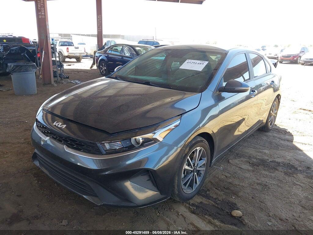 3KPF24AD1NE481937 2022 KIA FORTE photo no. 2