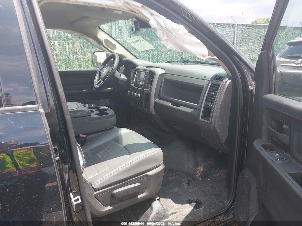 1C6RR6KT9LS158666 2020 RAM 1500 CLASSIC photo no. 5