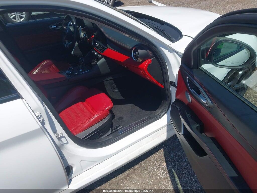ZARFAECN9J7589477 2018 ALFA ROMEO GIULIA photo no. 5