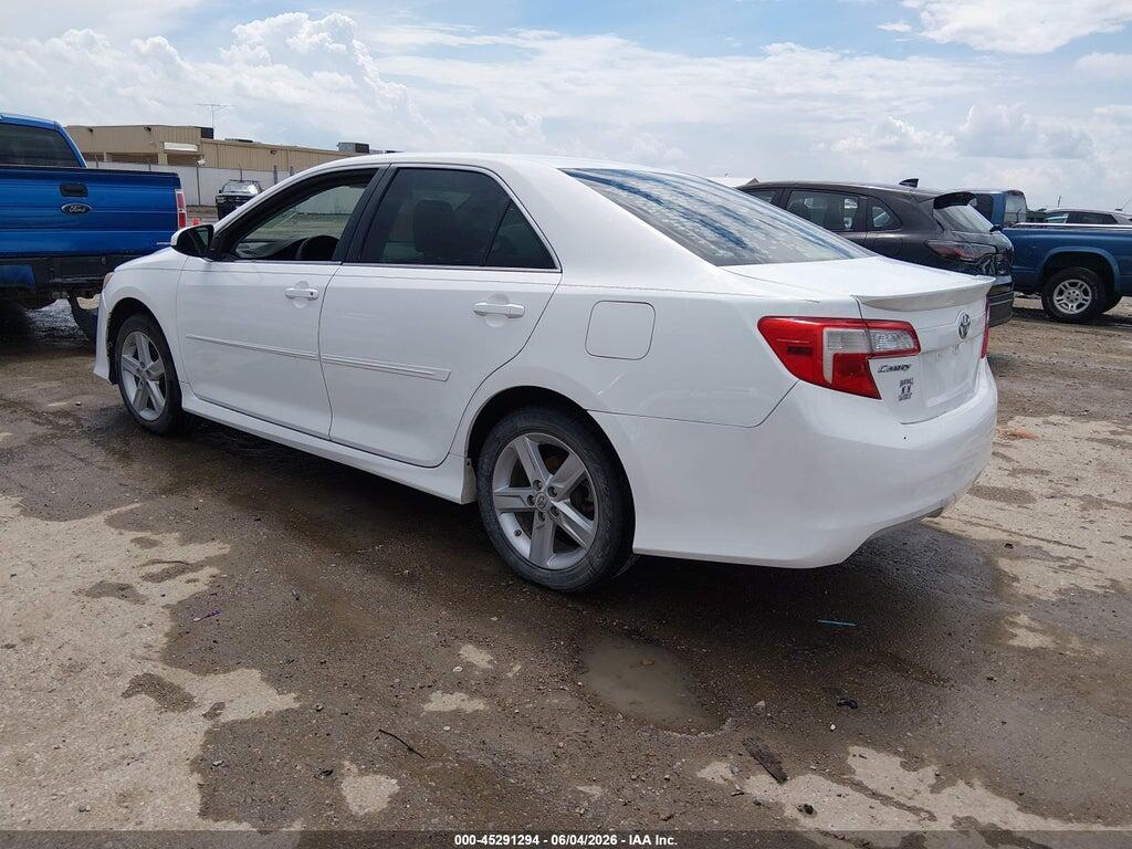 4T1BF1FK6DU665114 2013 TOYOTA CAMRY photo no. 3