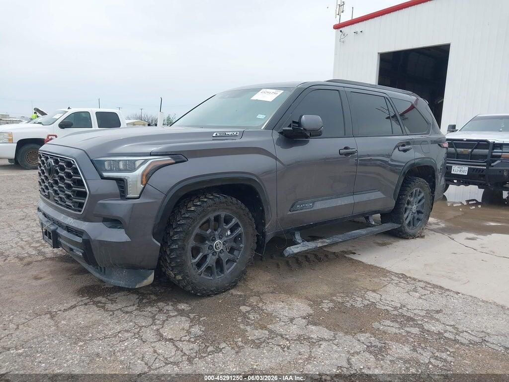7SVAAABA0RX022037 2024 TOYOTA SEQUOIA photo no. 2
