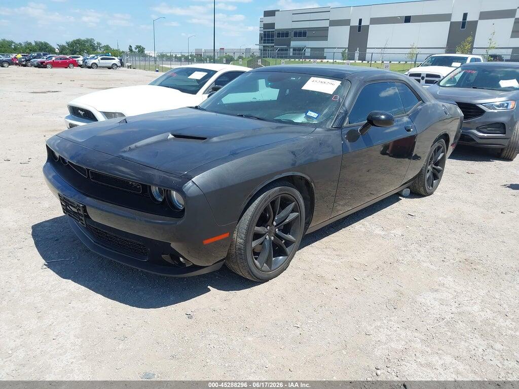 2C3CDZBT3GH177925 2016 DODGE CHALLENGER photo no. 2