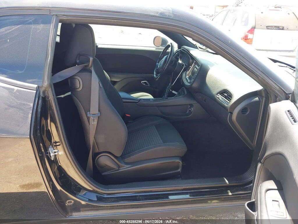 2C3CDZBT3GH177925 2016 DODGE CHALLENGER photo no. 5