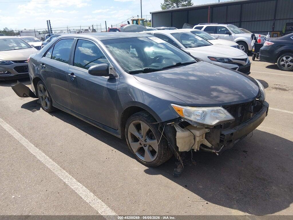 4T1BF1FK9EU395796 2014 TOYOTA CAMRY photo no. 1