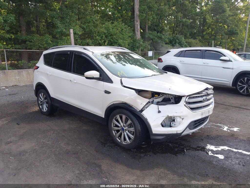 1FMCU9J98HUD44419 2017 FORD ESCAPE photo no. 1