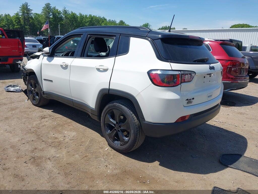 3C4NJDBB7LT127893 2020 JEEP COMPASS photo no. 3