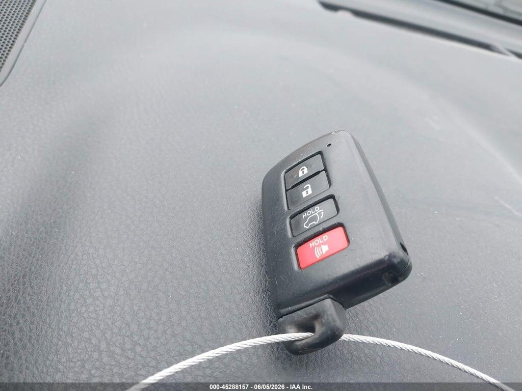2T3DFREVXDW104568 2013 TOYOTA RAV4 photo no. 11