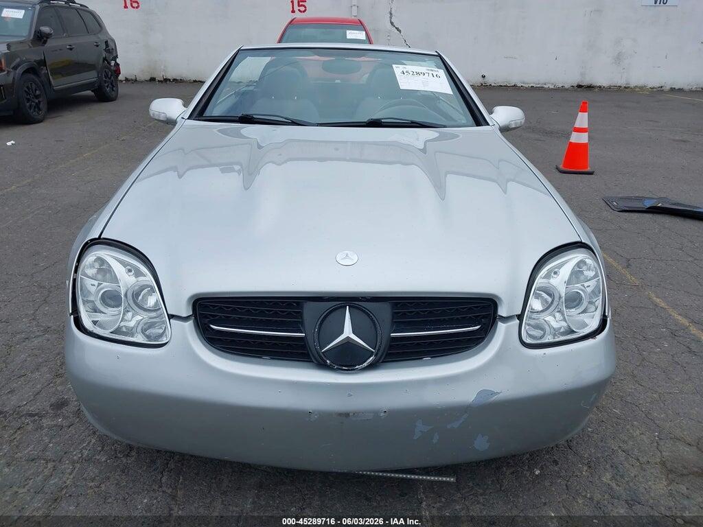 WDBKK49F81F188751 2001 MERCEDES-BENZ SLK 230 photo no. 12