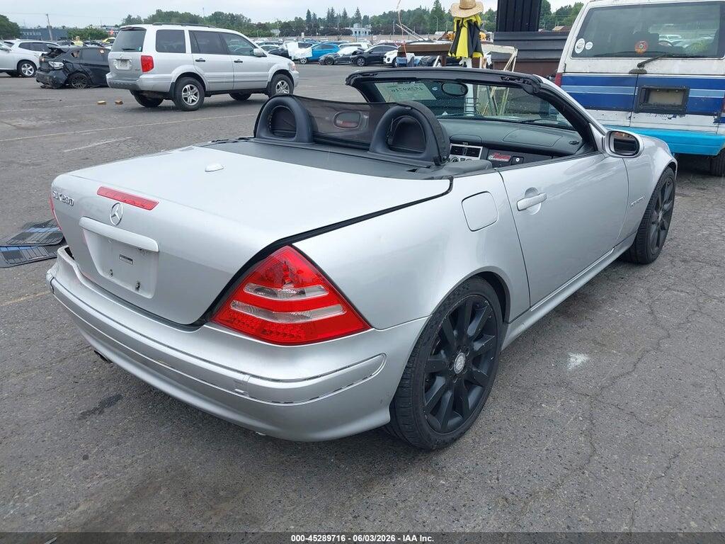 WDBKK49F81F188751 2001 MERCEDES-BENZ SLK 230 photo no. 4