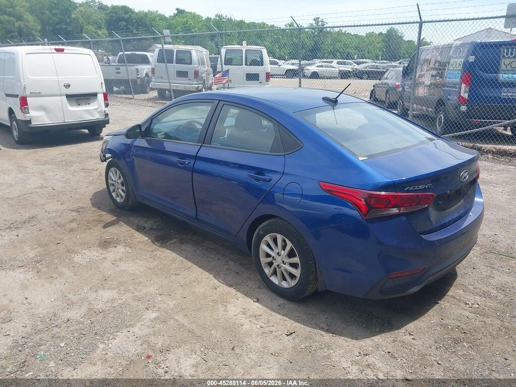 3KPC24A30JE026890 2018 HYUNDAI ACCENT photo no. 3
