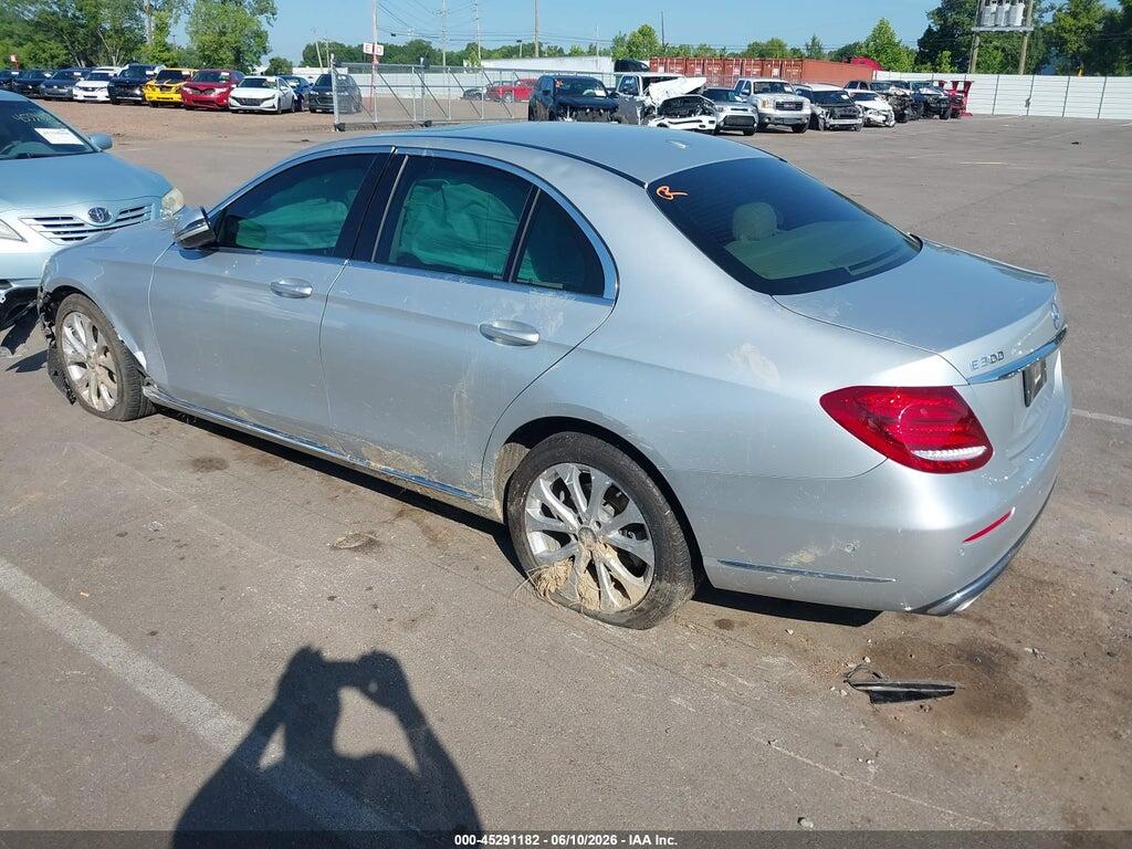 WDDZF4JB1HA168058 2017 MERCEDES-BENZ E 300 photo no. 3