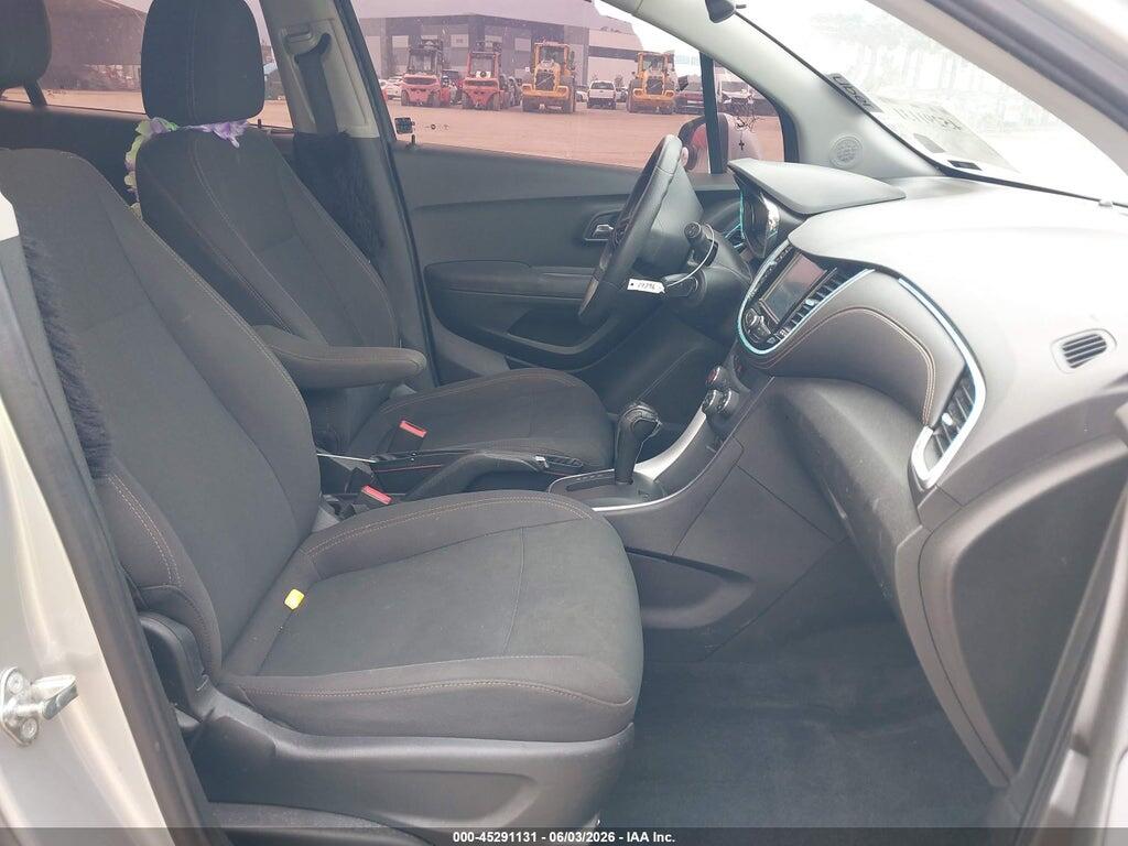 3GNCJKSB6HL252667 2017 CHEVROLET TRAX photo no. 5