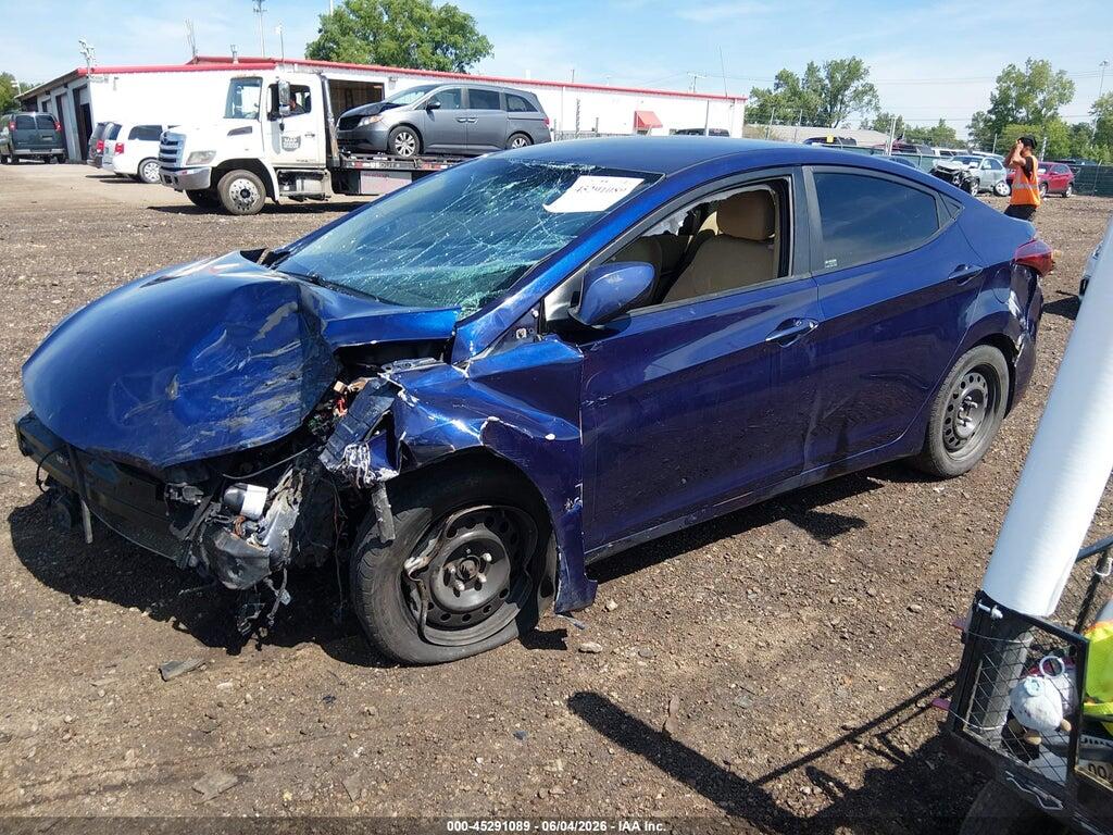 5NPDH4AE4DH311077 2013 HYUNDAI ELANTRA photo no. 2