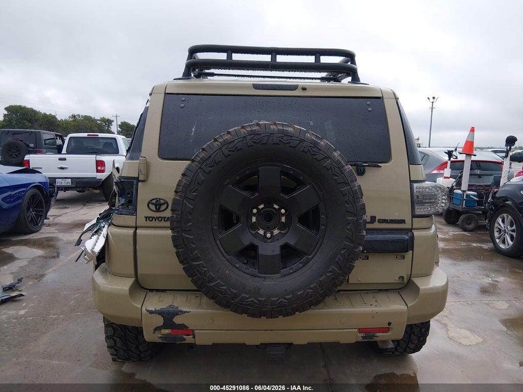 JTEZU11FX8K005464 2008 TOYOTA FJ CRUISER photo no. 12