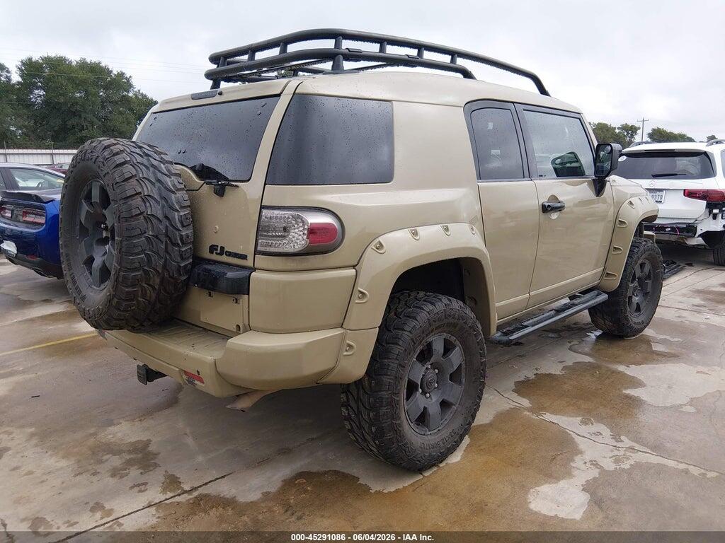 JTEZU11FX8K005464 2008 TOYOTA FJ CRUISER photo no. 4