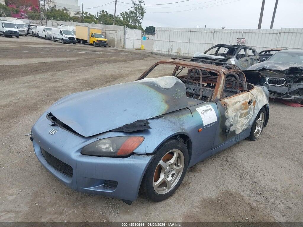 JHMAP11432T000405 2002 HONDA S2000 photo no. 2