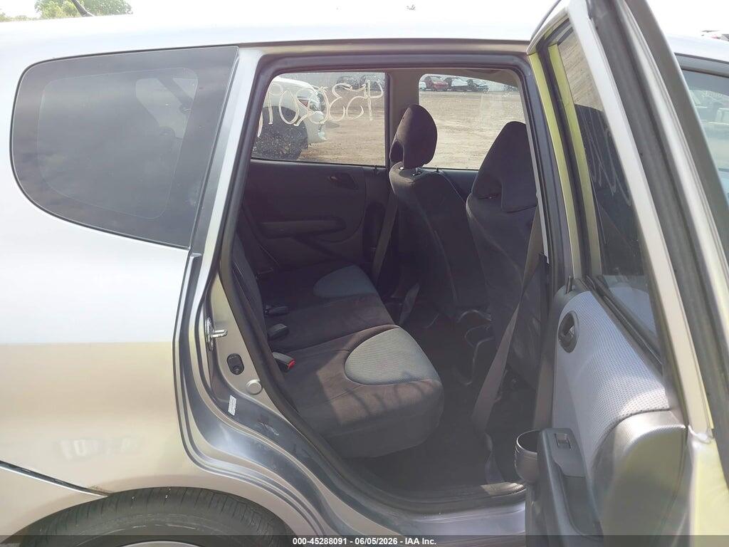 JHMGD37628S073996 2008 HONDA FIT photo no. 8