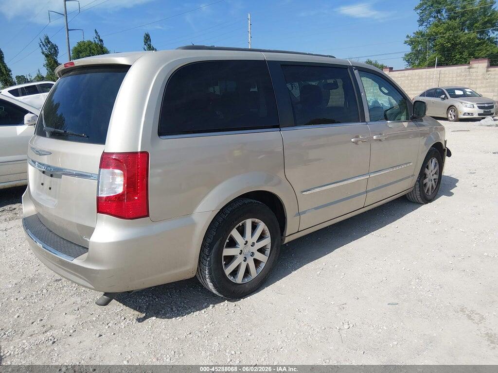 2C4RC1BG5DR631062 2013 CHRYSLER TOWN & COUNTRY photo no. 4