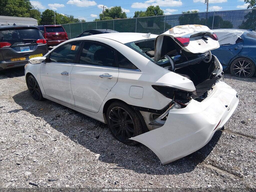 5NPEC4AC8BH295898 2011 HYUNDAI SONATA photo no. 3