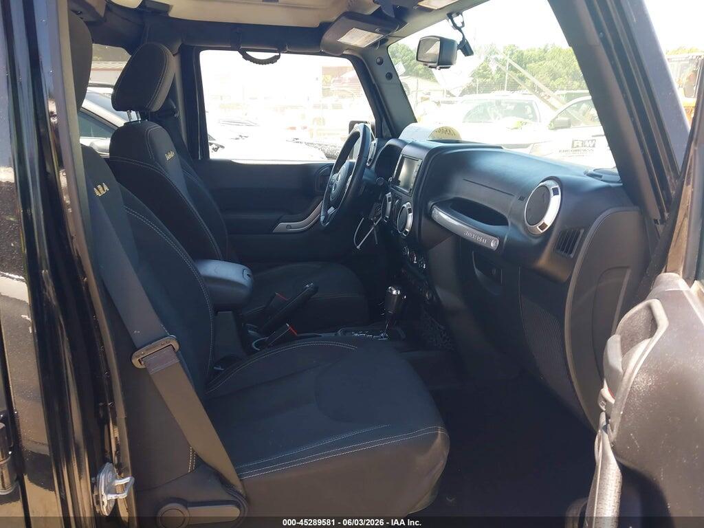 1C4BJWEG6FL739640 2015 JEEP WRANGLER UNLIMITED photo no. 5