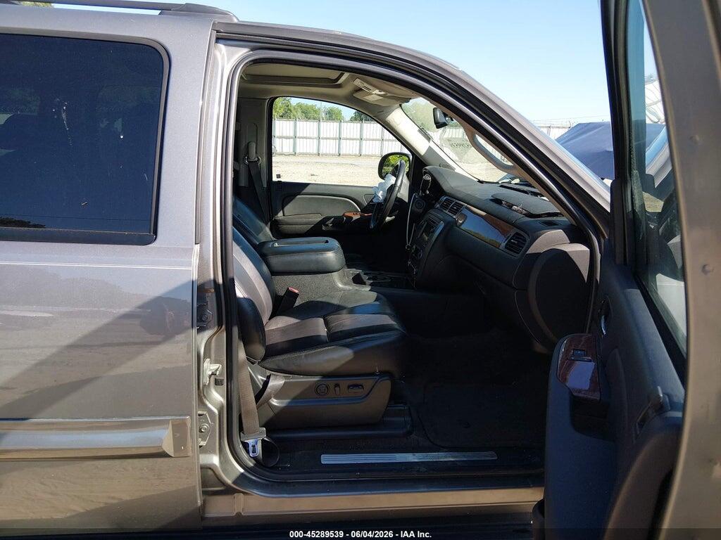 1GKFC16018R210388 2008 GMC YUKON XL 1500 photo no. 5