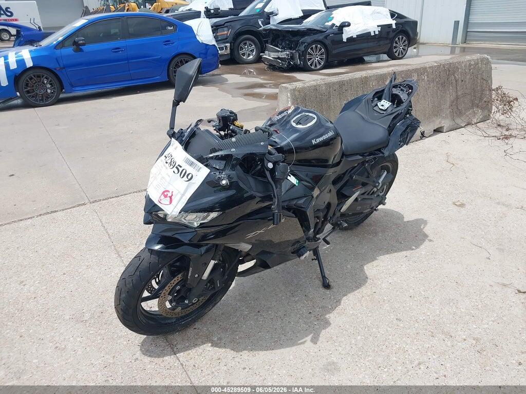 ML5ZXCP10SDA42437 2025 KAWASAKI ZX400 photo no. 2